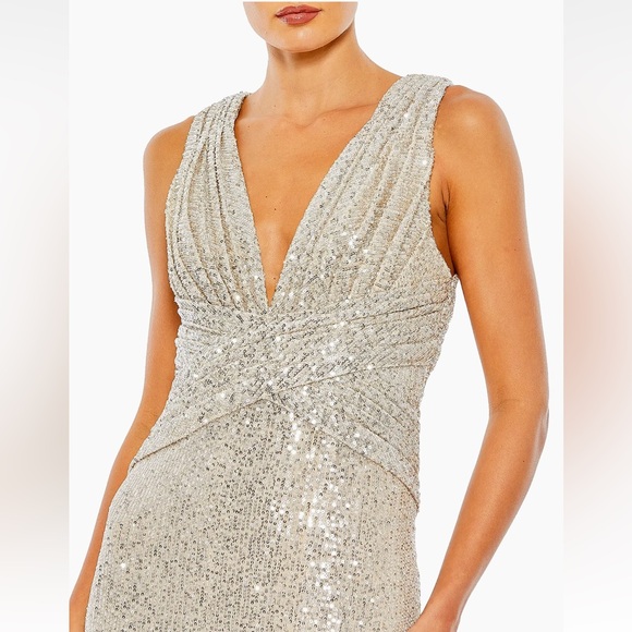 Mac Duggal Silver Sequin V Neck Wrap Gown Nude Formal Evening Dress 24 NWT - Picture 9 of 12